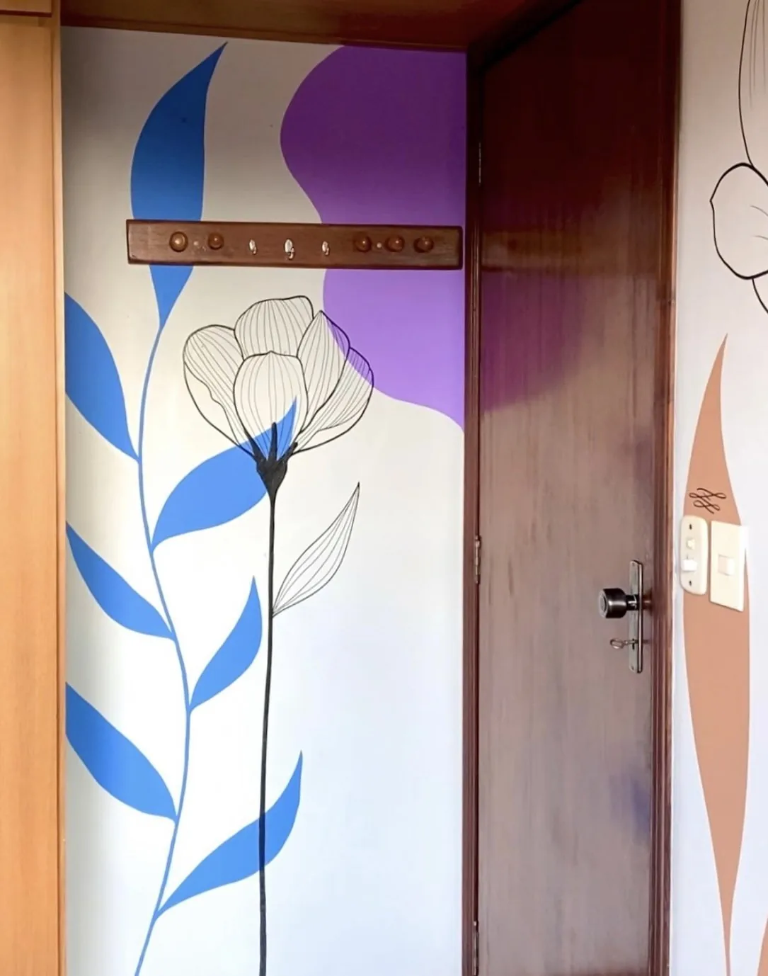 Mural — bold colour